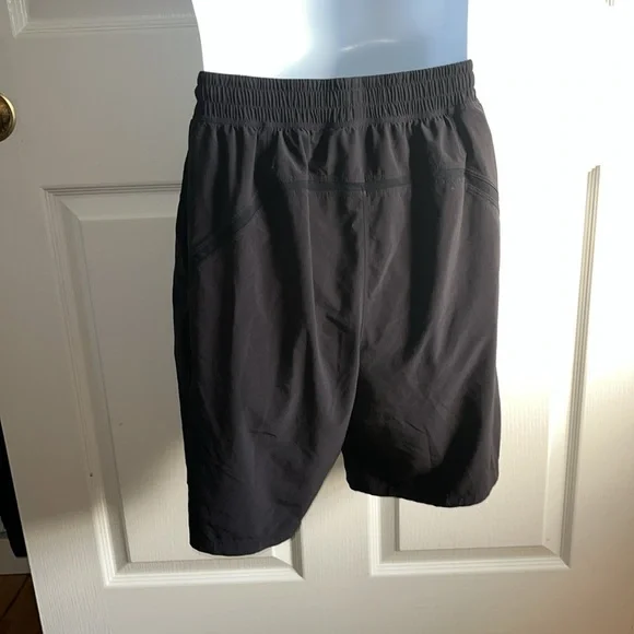Lululemon Pace Breaker Lined Short 9" Medium (EUC) - Picture 5 of 16